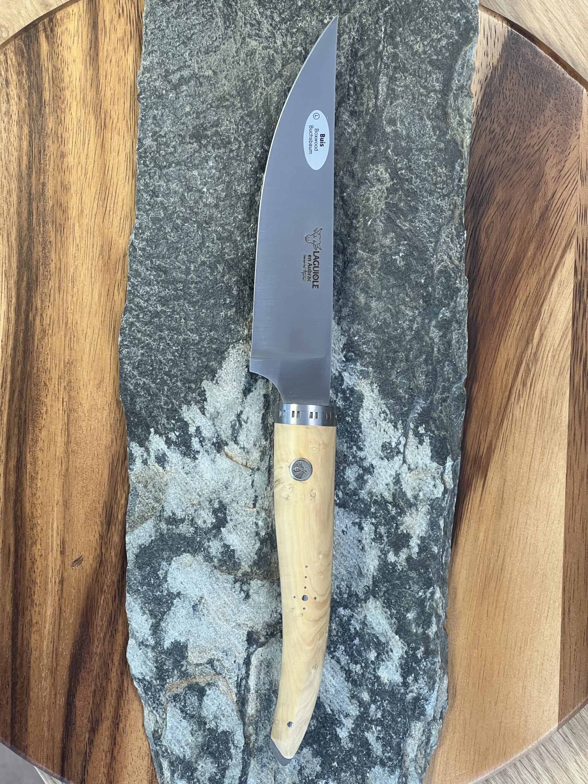 Couteau Gourmet Laguiole, manche en buis, lame de 15 cm, acier 14C28N
